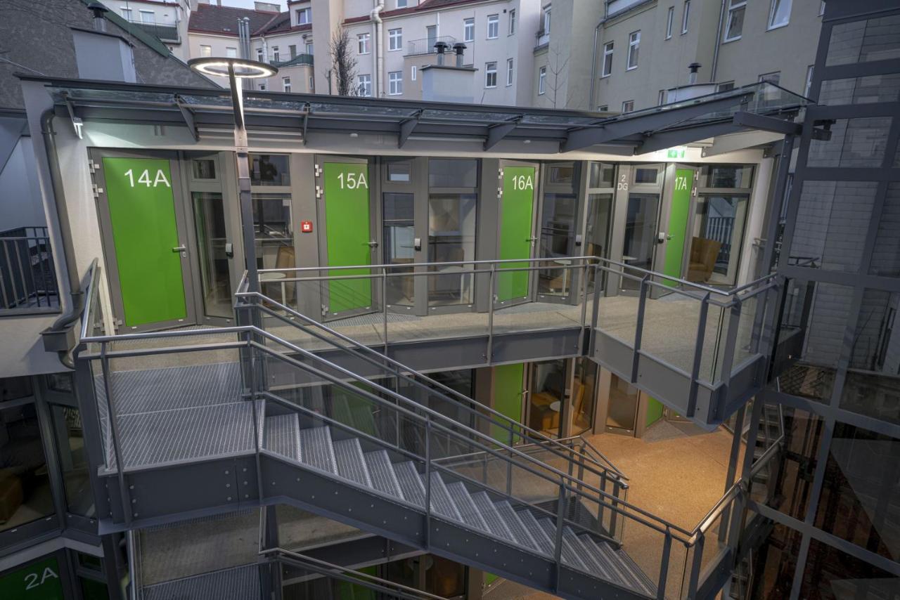 Smart Nano Living - Wien Hauptbahnhof - Self Check-In Eksteriør billede